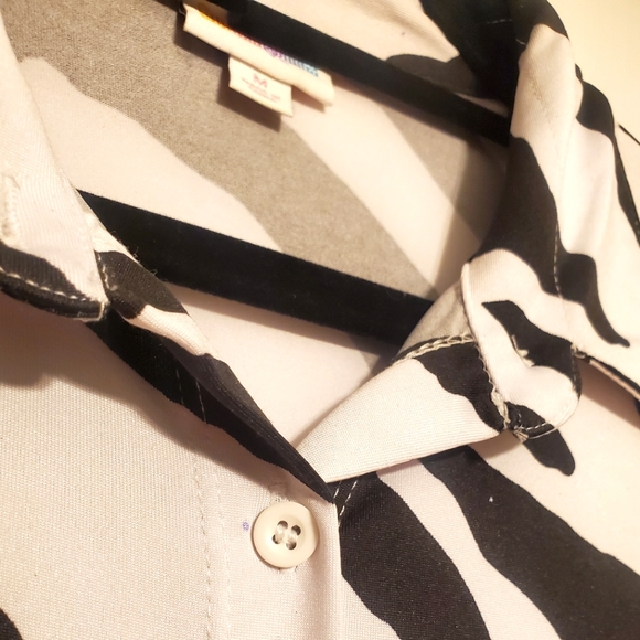 Zebra Print Ellie Dress - Picture 3 of 3